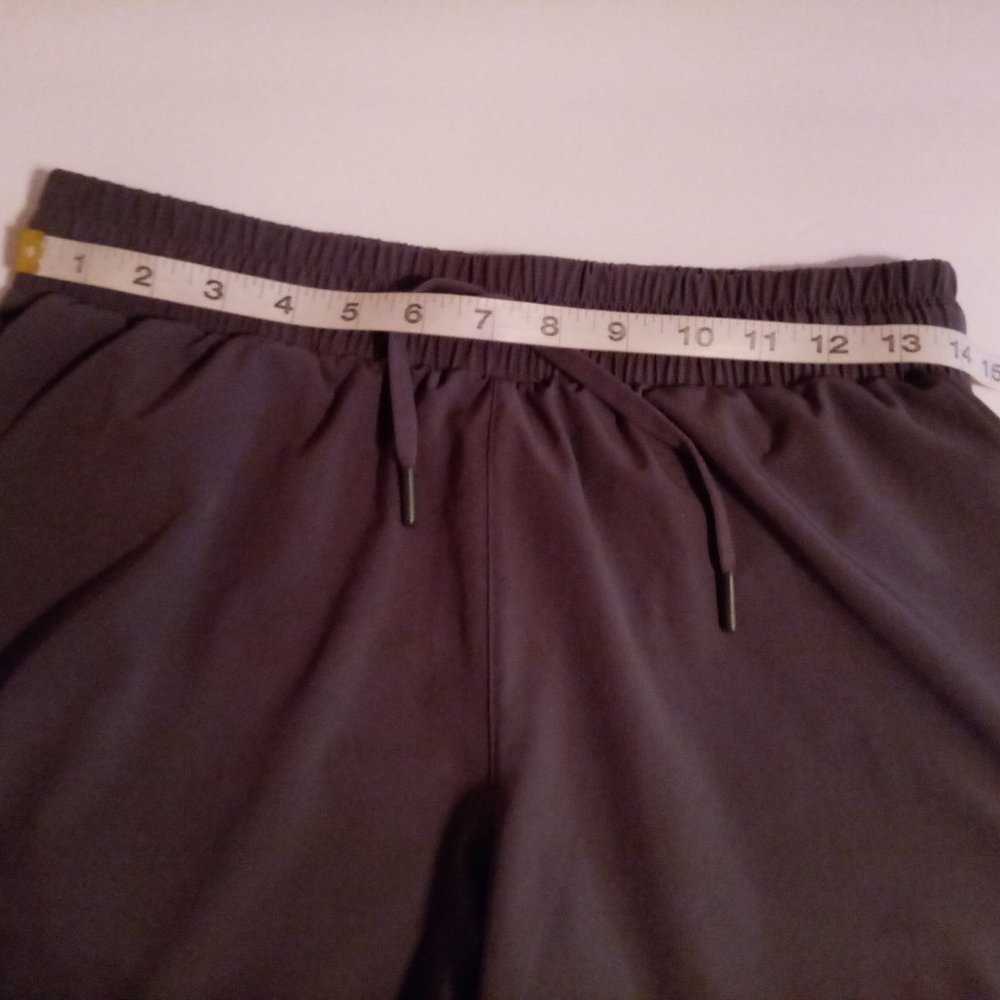Mondetta performance lightweight gray shorts sz S - Picture 7 of 8